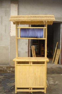 Бамбуковая Адвокатура Tiki пляжа со шкафом бутылки выпивая бамбуковые стулья с задней поддержкой